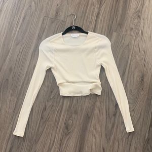 Brand new lovers + friends size small top. Super cute and in great condition!